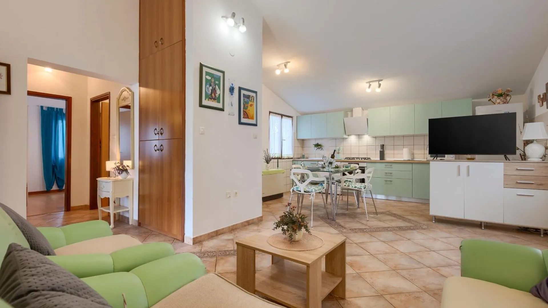 Holiday Home Marlu Rakalj